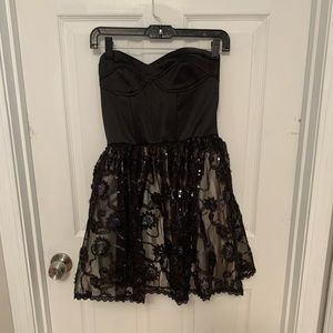 Black/Gold Strapless Dress